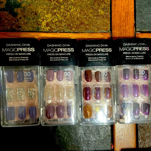 Dashing diva nails - Picture 1 of 1